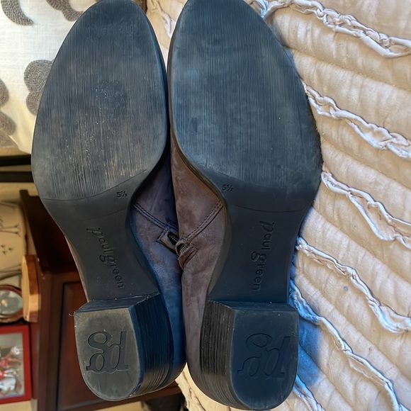 Paul Green Ankle Booties . Charcoal gray . Excellent gently used condition . - Picture 3 of 5